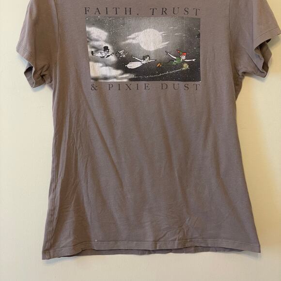 Disney XL short sleeve t-shirt Peter Pan gray Wendy moon casual graphic spellout - Picture 3 of 7